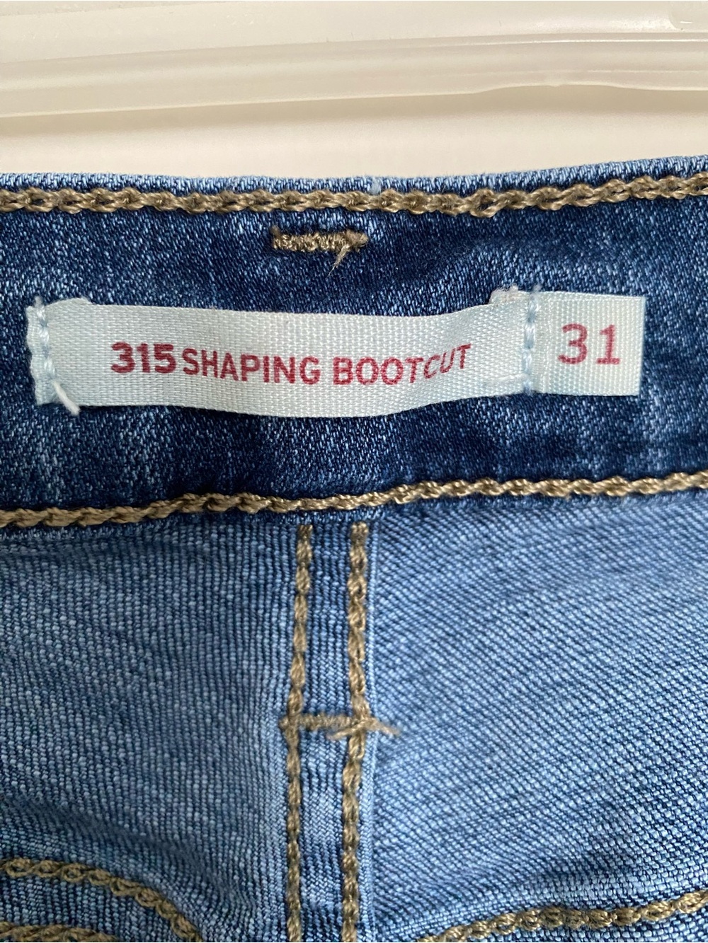 Levi's Women's Bootcut Jeans - Picture 4 of 4